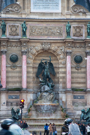 Fountain Saint-Michel, Paris, France のeditorial素材