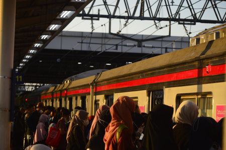 Crowded passengers waiting for the trainの写真素材