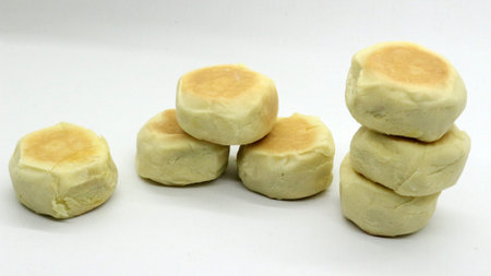 Bakpia jogja, traditional Indonesian food isolated on white backgroundの写真素材