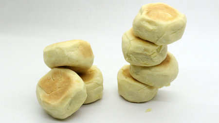 Bakpia jogja, traditional Indonesian food isolated on white backgroundの写真素材