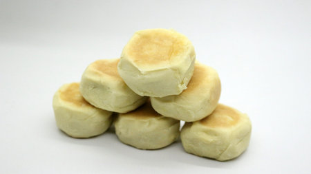 Bakpia jogja, traditional Indonesian food isolated on white backgroundの写真素材