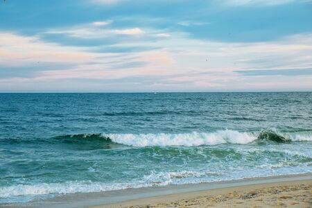 Sea and sky ocean sky wave tranquil, tranquil ocean, travelの写真素材