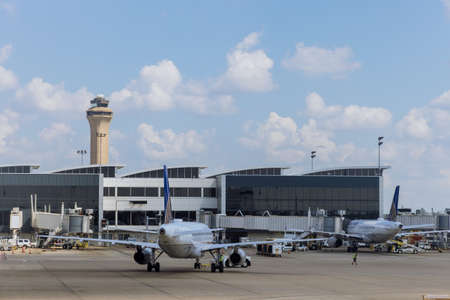 20 SEPTEMBER 2021 Houston, TX USA: Parking at terminal gate passenger aircraft on Busch International Airport on airplane United Airlineのeditorial素材