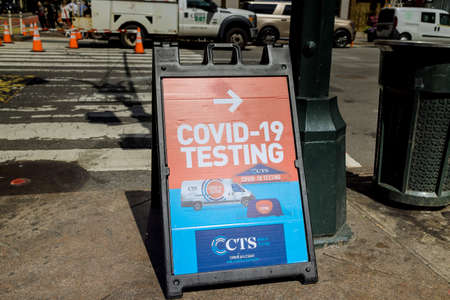 18 September 2021 New York City, United States: Free Covid-19 Testing Sign in mobile testing center NYCのeditorial素材