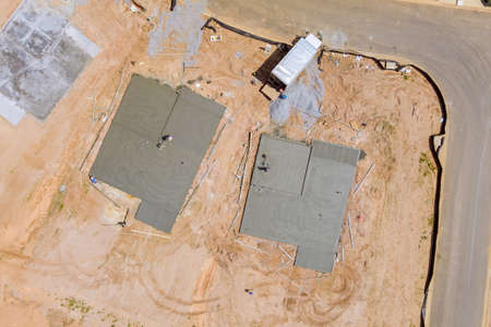 Aerial view of machine running grinding cement flooring the machine application of polishing foundation floor screed is processed in residential buildingの写真素材