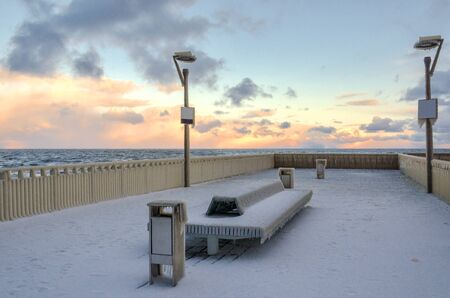 KOLOBRZEG - ICE WINTER SEA