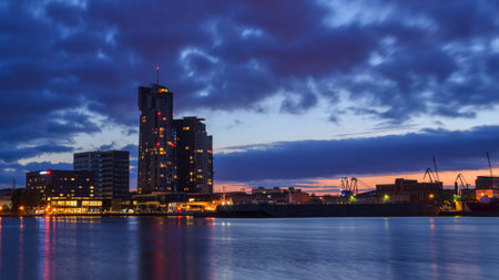 SUNSET OVER THE PORT CITYのeditorial素材