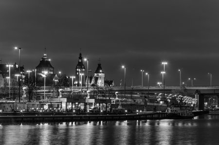 SZCZECIN, WEST POMERANIAN / POLAND - 2018: Maritime Academy, National Museum and Provincial Office at night on Chrobry Embankmentのeditorial素材