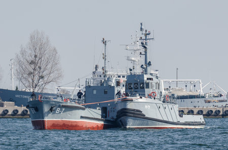 GDYNIA, POMERANIAN REGION / POLAND - 2019: The auxiliary warships of the Polish Navy maneuver in the portのeditorial素材