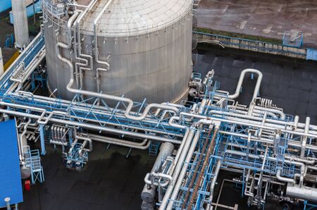 TRANSHIPMENT TERMINAL - Tanks and industrial installation