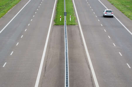 EXPRESSWAY - Car traffic on a modern road
