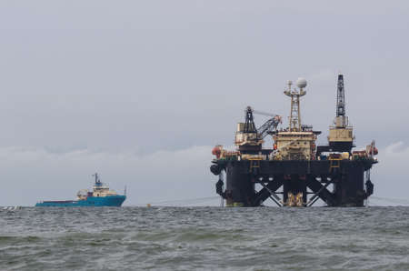 PIPE LAYER PLATFORM - Work at sea in the construction of a gas pipeline