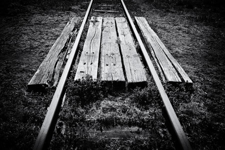 NARROW GAUGE RAILWAY - Improvised crossing over tracks made of wooden ties