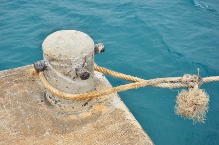 Mooring Bollard With Knotted Nautical Ropeの写真素材