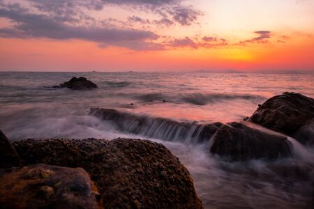 ocean, coastline, seascape, colorful, background, beach, beautiful, blue, blurred, calming, cloud, coast, coastal, dark, dusk, evening, exposure sea, gradient, horizon, island, jetty, landscape, long, long exposure, long exposure sea, long exposure water, milky, nature, orange, rock, scenic, sea, shot, sky, smooth, summer, sun, sunrise, sunset, travel, vacation, view, water, waveの写真素材