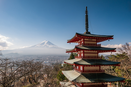 Chureito pagoda and Mountain Fuji in autumnのeditorial素材