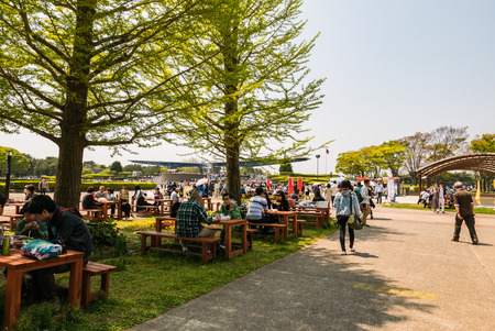 Ibaraki, Japan - May 1, 2016: Tourists at Hitachi Seaside Park in Ibaraki, Japan. Hitachi Seaside Park is a spacious park in Ibaraki Prefecture, Japan featuring a variety of green spaces and seasonal flowers spread out across 350 hectares, as well as an aのeditorial素材