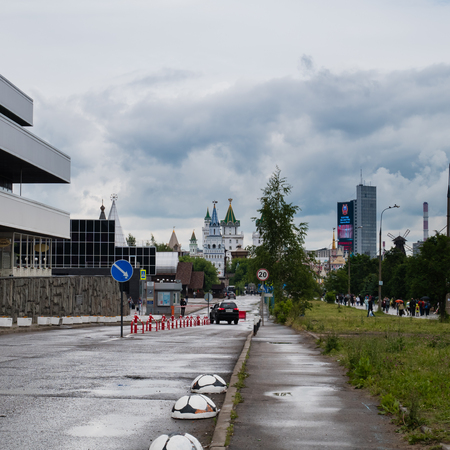 Moscow, Russia - June 10, 2018: Street from metro to Izmailovsky Kremlin in Moscow, Russiaのeditorial素材
