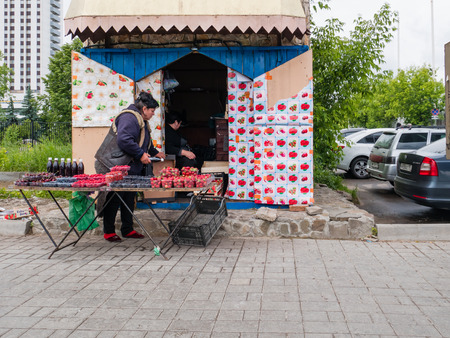 Moscow, Russia - June 10, 2018: The market at Izmailovsky Kremlin, Moscow., Russiaのeditorial素材