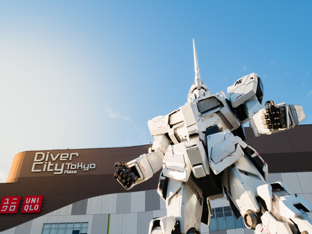 Tokyo, Japan - October 30, 2018: Full-size Mobile suit RX-0 Unicorn Gundam replica from the Mobile Suit Gundam Unicorn series at Diver City Tokyo Plaza in Odaiba, Tokyo, Japanのeditorial素材