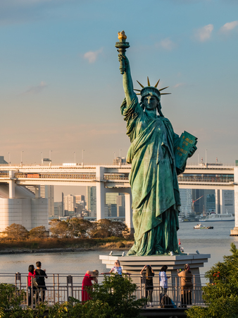 Tokyo, Japan - October 30, 2018: Statue of Liberty in Odaiba area, Tokyo, Japanのeditorial素材