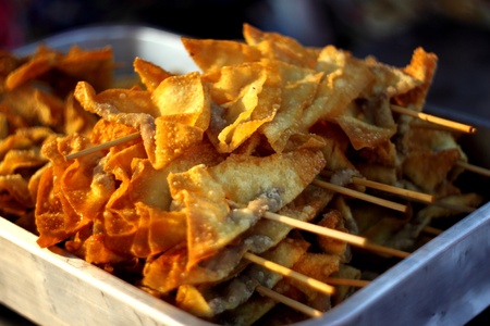 Wonton crisp beside the street,Thailandの写真素材