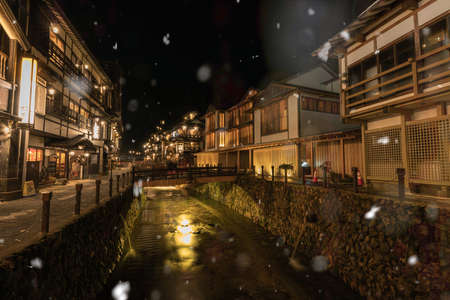 The night of the silver mountain hot spring in Yamagata Ohanazawaのeditorial素材