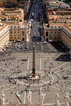 Rome, Lacio, Italy. September 16, 2024: Aerial view of St. Peter's Square in Vatican City with tourists and architectural buildings.の写真素材