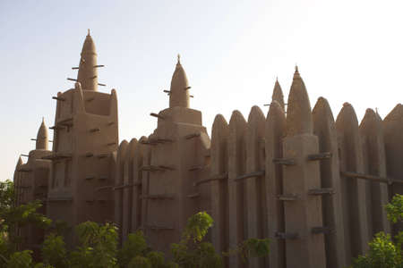 The great mosque in Mopti, built from mud. Mali, western africa.のeditorial素材