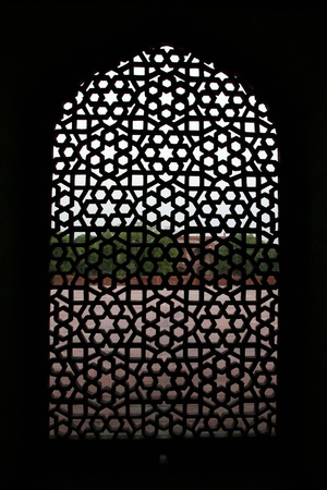 Detail of a window at the  Humayun tomb in New Delhiの写真素材