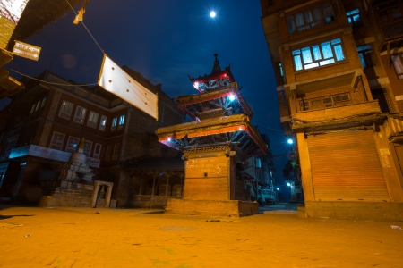 A little Temple on a square at a very quiet night in Bhaktapur, Nepal, 24 April 2013 のeditorial素材