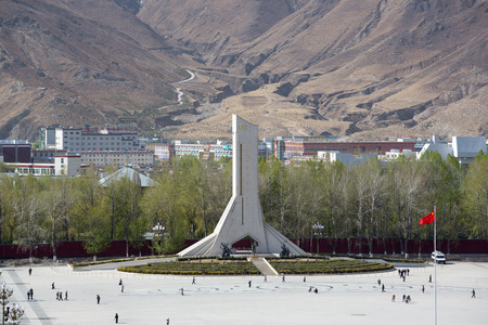 Monument to the Peaceful Liberation of Tibet. The 37-metre-high concrete monument is shaped as an abstract Mount Everest and its name is engraved with the calligraphy of former president Jiang Zeminのeditorial素材