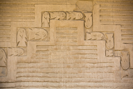 Remains of the archeological city of Chan Chan in Trujillo. Peru. The city used to be the capital of the Chimu Kingdom which reached its apogee in the 15th Century. Iのeditorial素材