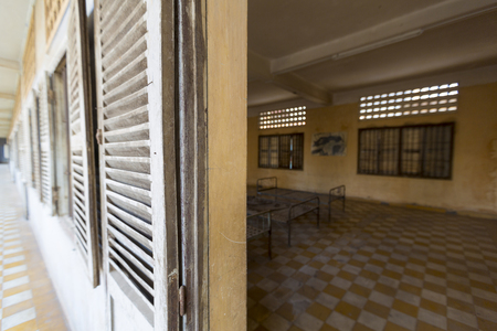 Interior of a cell at Tuol Sleng prison in Phnom Penh, Cambodia. This building was a concentration camp during the Cambodian genocide under the Khmer Rougeのeditorial素材