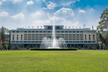 Independence Palace and fountain in action (DINH THONG NHAT), is a landmark in Ho Chi Minh City, and was home and workplace of President of South Vietnamのeditorial素材