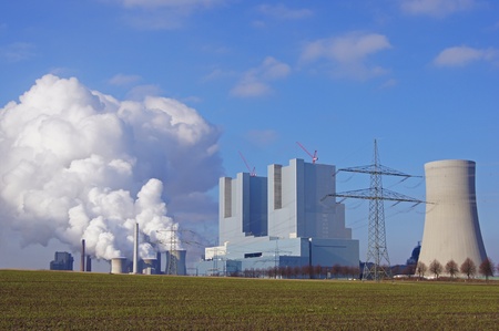  Old an new  power station             のeditorial素材