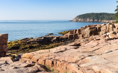 This is a view from Otter Point at Acadia Natiomal Park in Maine の写真素材
