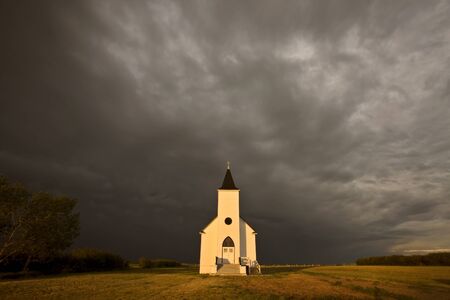 Cloudy Saskatchewan dayの写真素材