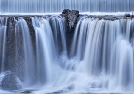 Shoshone Falls Twin Falls, Idaho blurred water at sunsetの写真素材