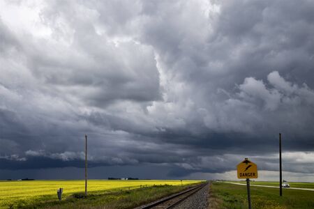 Storm Clouds Saskatchewan shelf cloud ominous warningの写真素材
