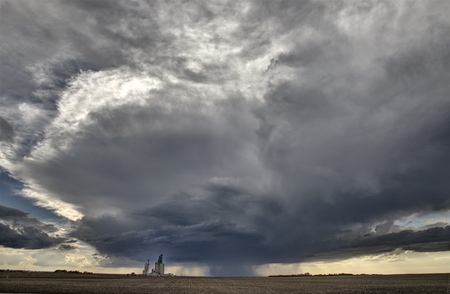 Prairie Storm Clouds Canada Saskatchewan Summer Warningsの写真素材
