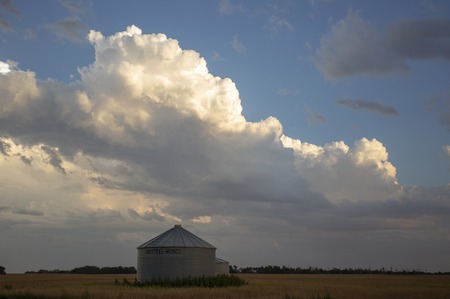 Prairie Storm Clouds Saskatchewan Canada Farm Landのeditorial素材