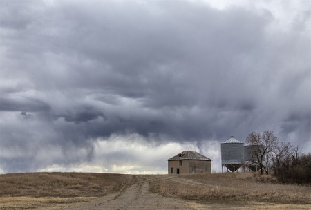 Prairie Storm Clouds in Saskatchewan Canada Scenicのeditorial素材