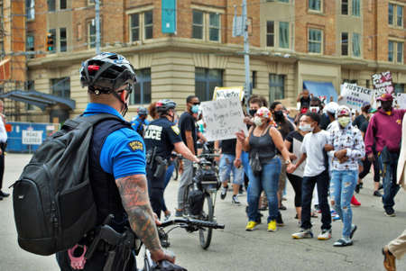 Dayton, Ohio United States 05/30/2020 police officers controlling the crowd at a black lives matter protestのeditorial素材