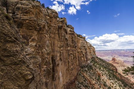 View on the bright Angel Trail landscape inside Grand Canyonの写真素材