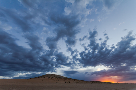 Colorful sunset over sand at Lake Powell, Arizona, USAの写真素材