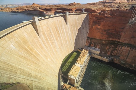 View on Glen Canyon dam in Arizonaの写真素材