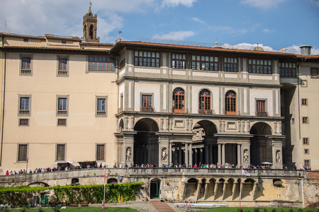 Houses, Arno River and bridges Ponte Vecchio of Florence, Tuscany, Italyのeditorial素材