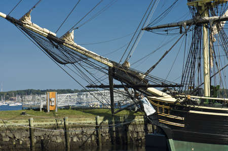 Salem, Massachusetts, USA - September 2th, 2005 : Masts and prow  of the  historic ship named Three mastedのeditorial素材