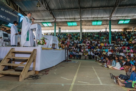 Father Pedro Opeka during his mass in his village of Akamasoa, Antananarivo, Madagascar on oct 07, 2007. Father Pedro is nominated for Nobel Peace Prize 2013.のeditorial素材